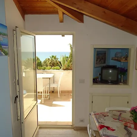 Matilde Kleine Ferienwohnung Mit Meerblick * Marina di Modica